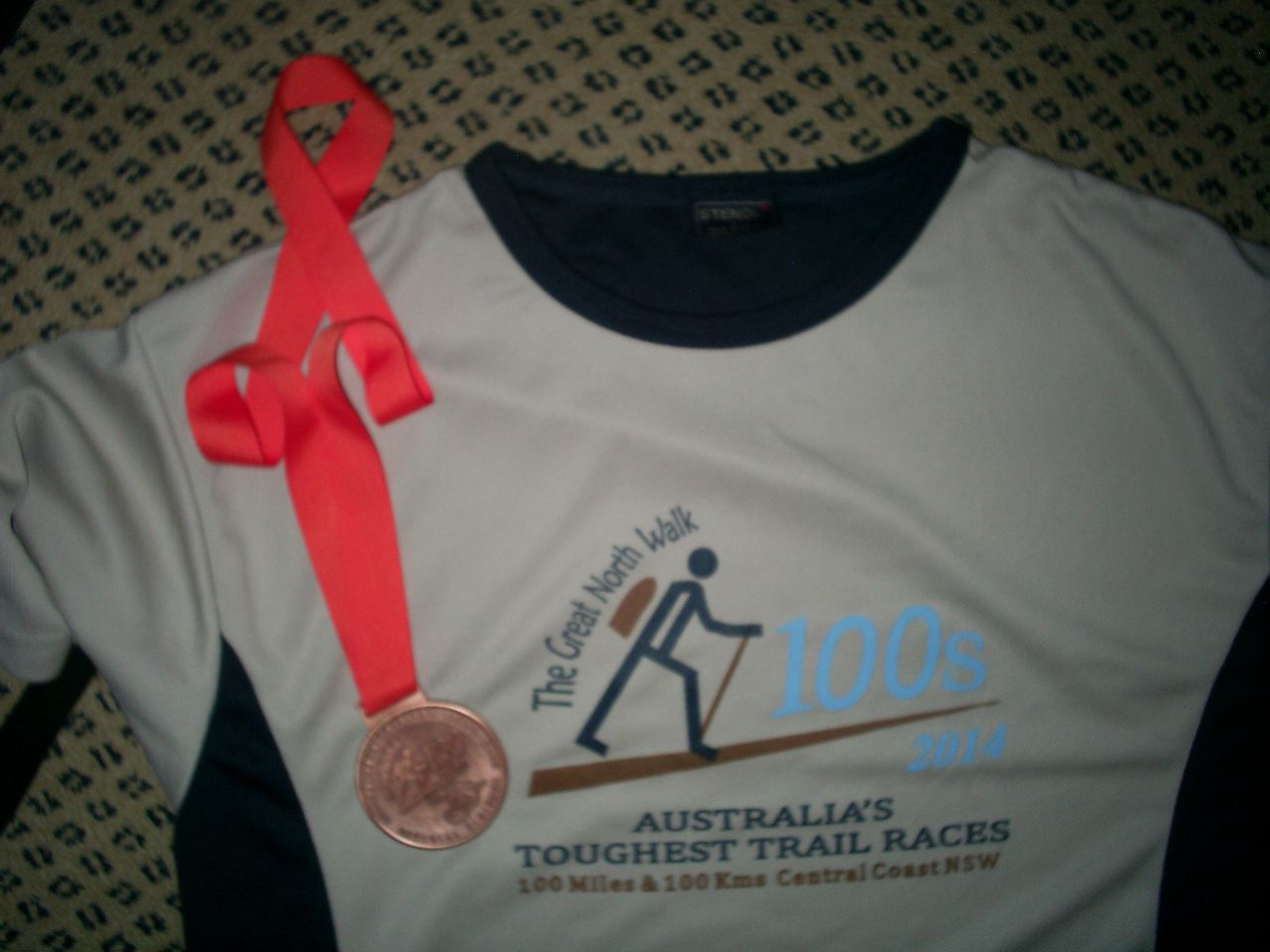 Shirt + medaille GNW100s 2014